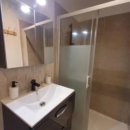 Ferienwohnung Super F2 A 5Mn Aeroport D'Orly Parking Prive Gratuit Paray-Vieille-Poste Exterior foto