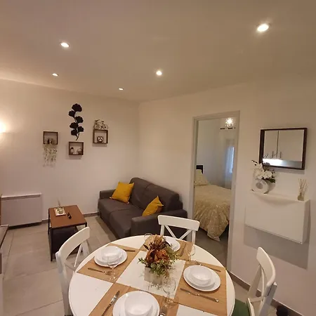 Ferienwohnung Super F2 A 5Mn Aeroport D'Orly Parking Prive Gratuit Paray-Vieille-Poste Exterior foto